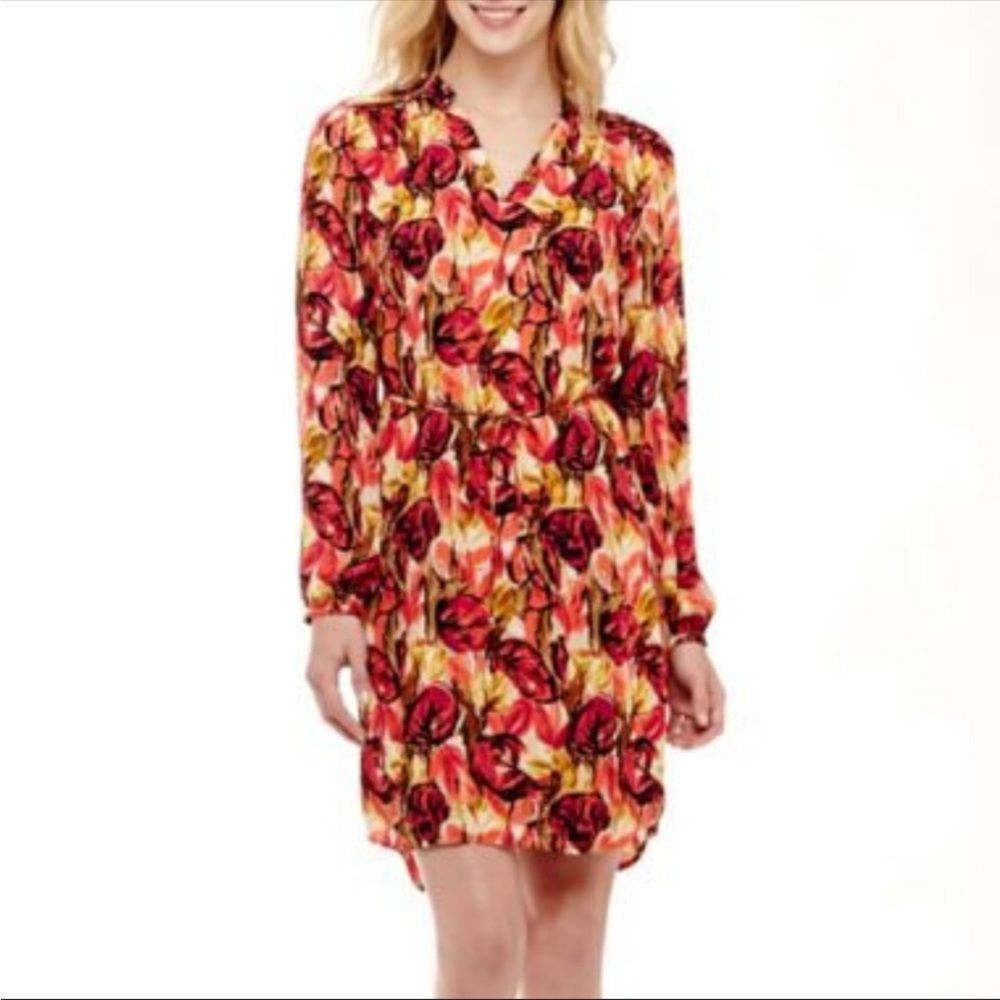 Women’s Worthington Size 12 Multicolored Leaf Print V-Neck Shirtdress